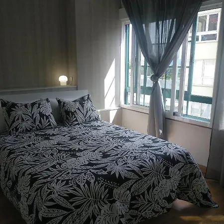 Estudio. Sada, A Coruna. Buitenkant foto