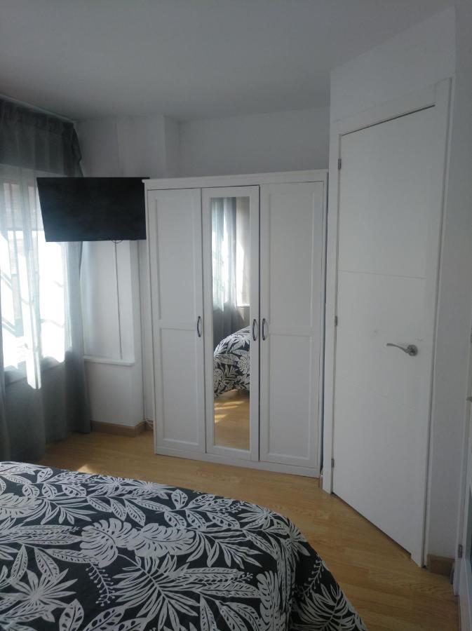 Estudio. Sada, A Coruna. *